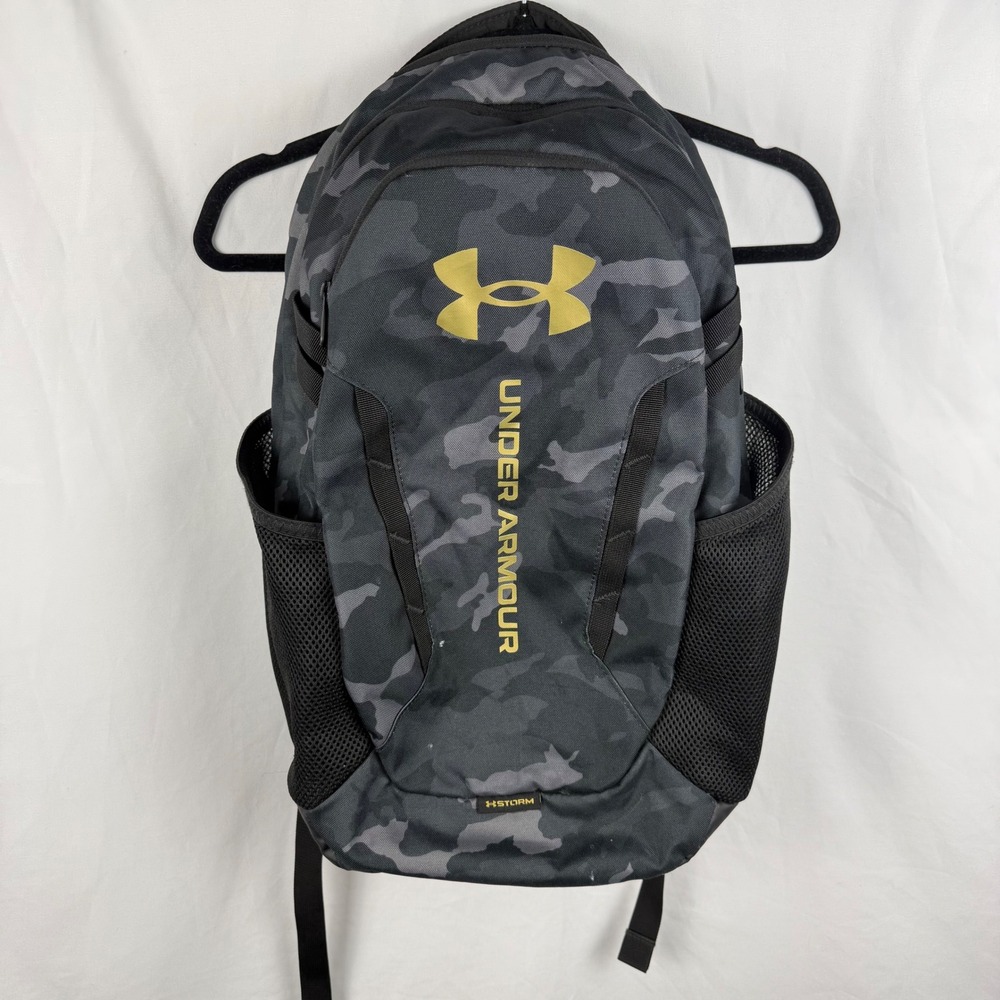 Under Armour Hustle 5.0 Storm Black Gray‎ Camo Laptop Backpack Gold Logo School